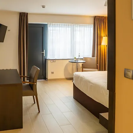 Tower Hotel 4*